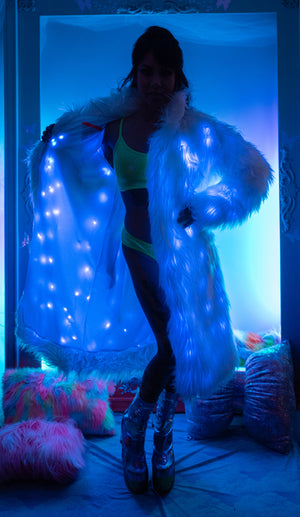 FE289 - Solid Mid-Length Light-Up Coat